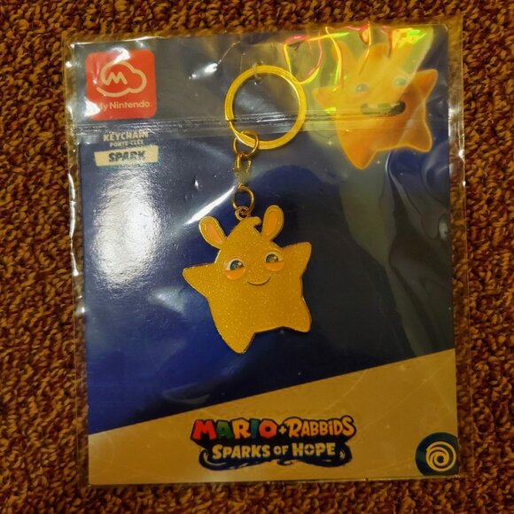 Mario Rabbids Sparky Keychain and Coin Pin Set - Picture 3 of 3